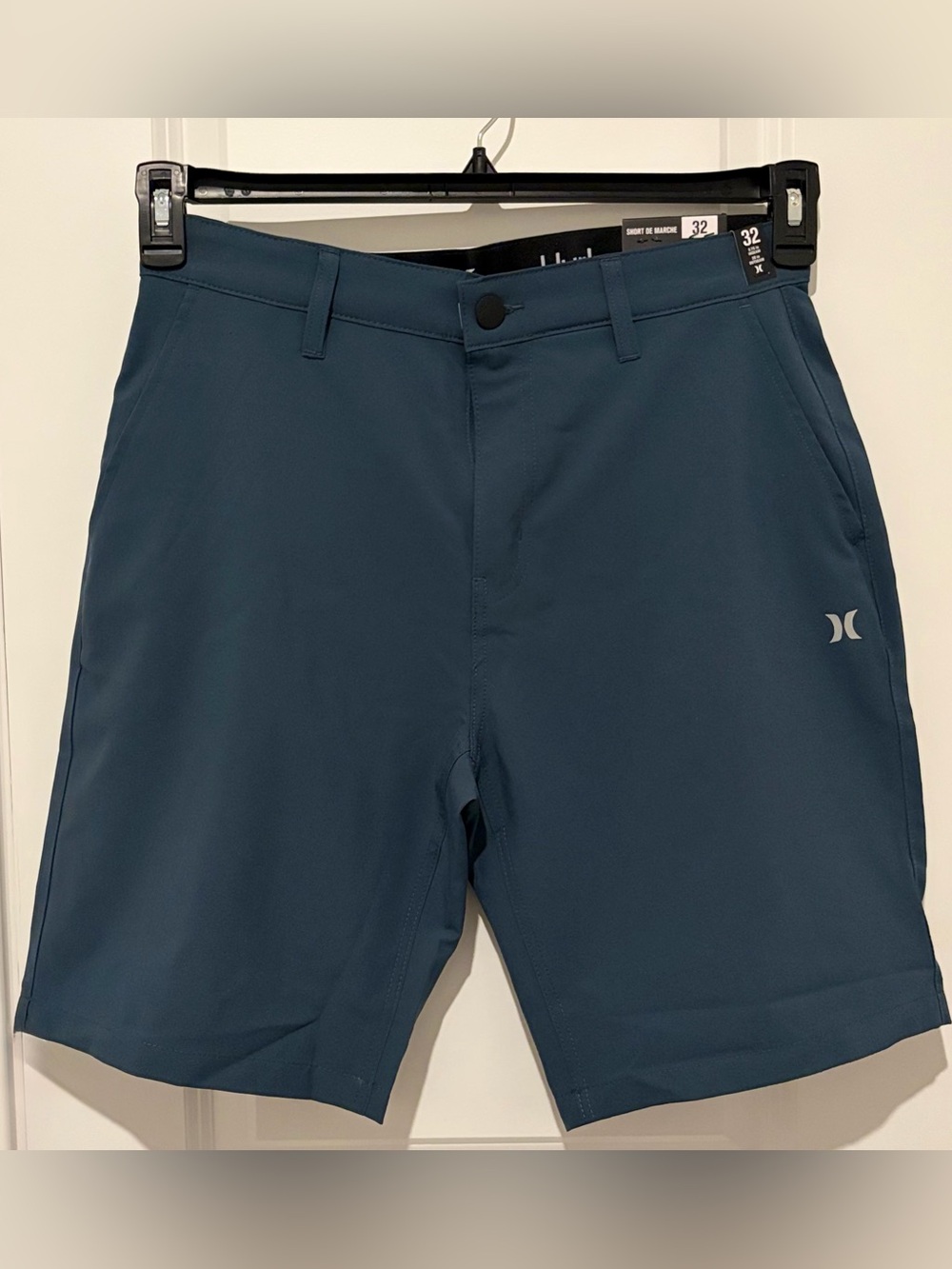 NWT Mens 32 Hurley All Terrain Hybrid Blue Walk Shorts 9.5” Inseam Performance